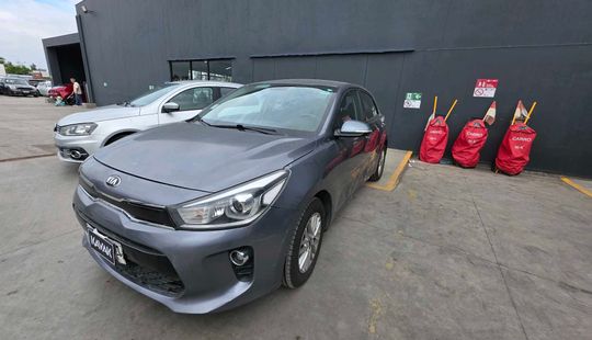 Kia • RIO 5