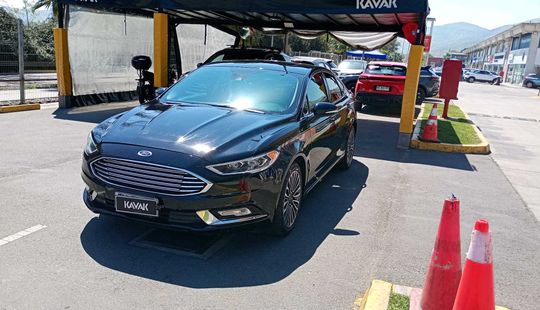 Ford • Fusion