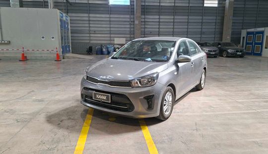 Kia • Soluto