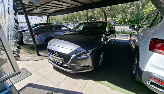 Mazda • Mazda 3