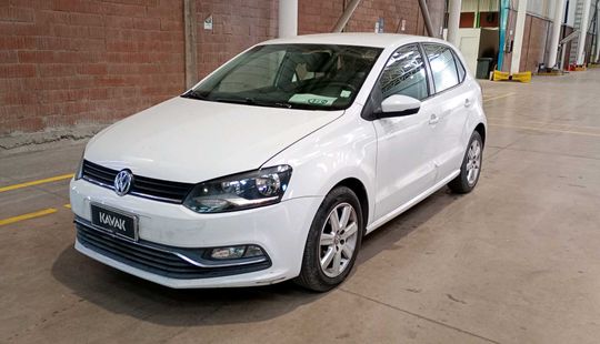 Volkswagen • Polo
