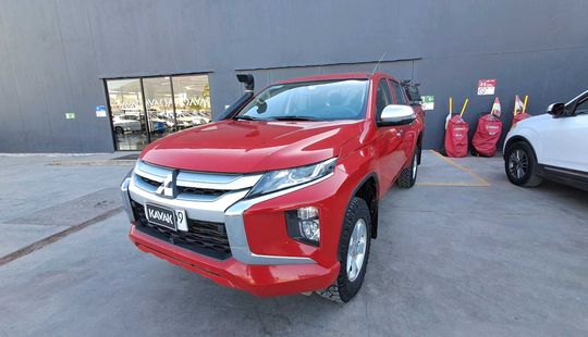 Mitsubishi • L200