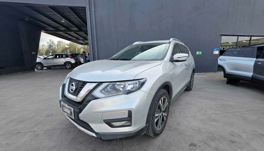 Nissan • X-Trail