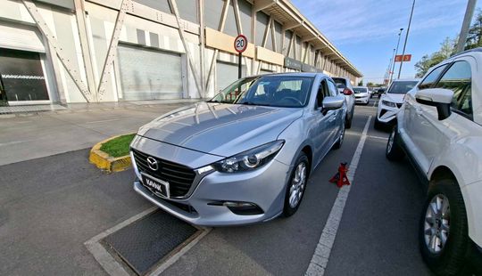 Mazda • Mazda 3