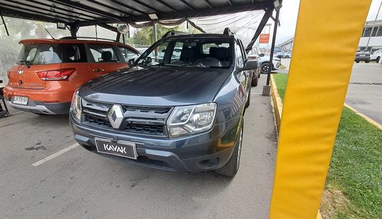Renault • Duster