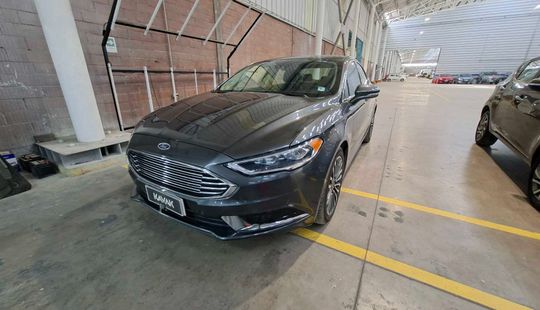 Ford • Fusion
