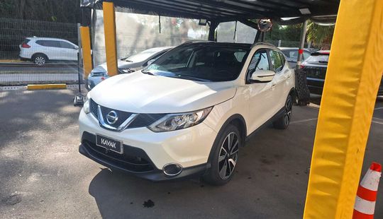 Nissan • Qashqai