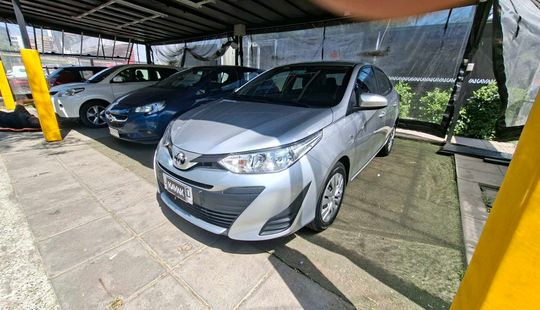 Toyota • Yaris