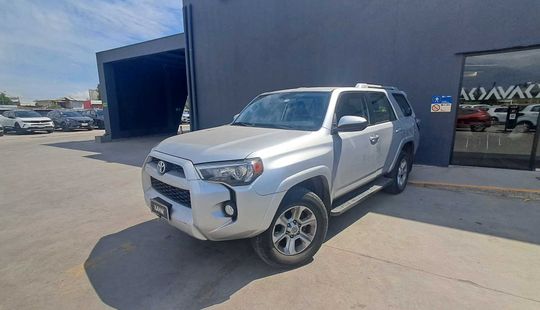 Toyota • 4Runner