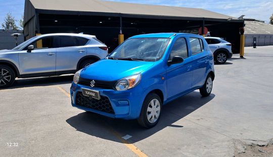 Suzuki • Alto