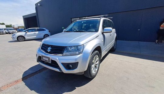 Suzuki • GrandNomade