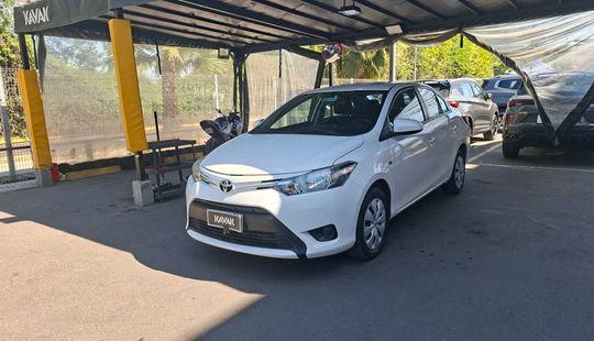 Toyota • Yaris