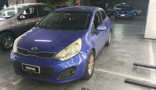Kia • RIO 5