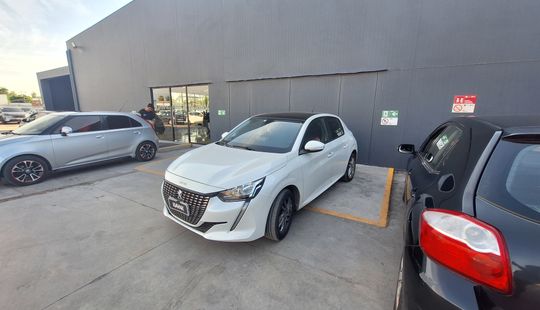 Peugeot • 208