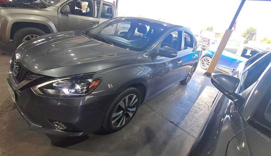 Nissan • Sentra
