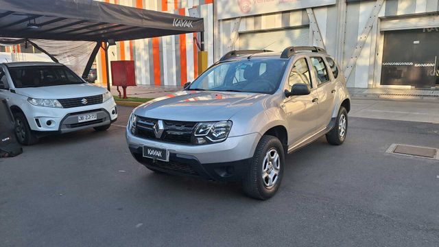 Renault • Duster