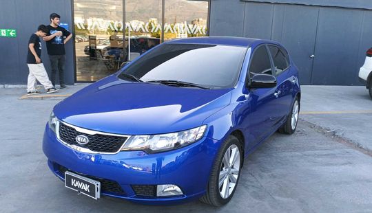 Kia • CERATO 5