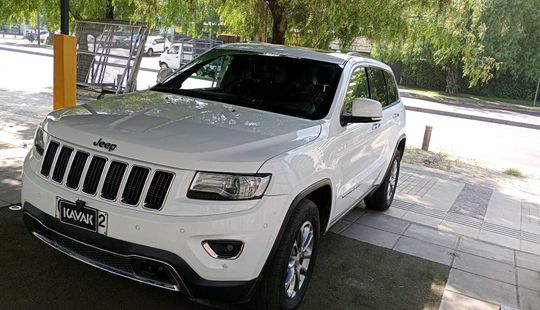 Jeep • Grand Cherokee