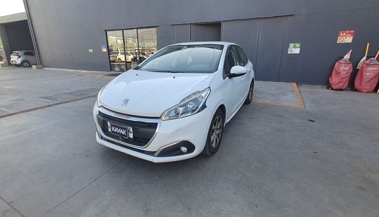 Peugeot • 208