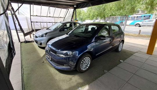Volkswagen • Gol