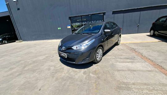 Toyota • Yaris