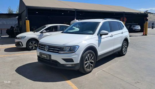 Volkswagen • Tiguan