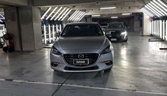 Mazda • Mazda 3