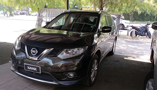 Nissan • X-Trail