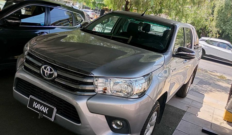 Toyota Hilux 2.7 SR Pickup 2019