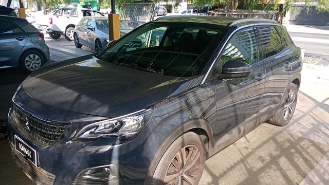 Peugeot • 3008