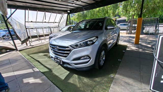 Hyundai • Tucson