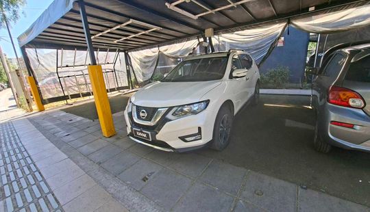 Nissan • X-Trail