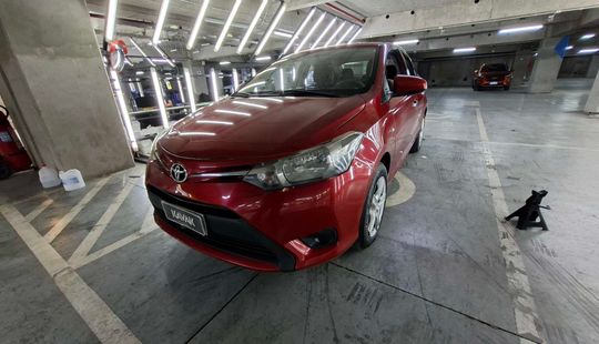 Toyota • Yaris