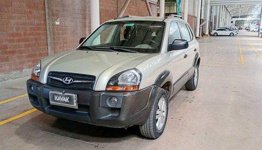 Hyundai • Tucson