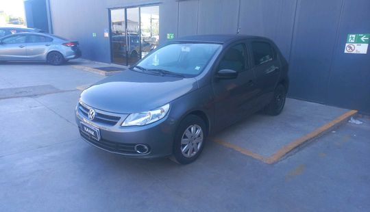 Volkswagen • Gol