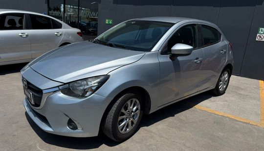 Mazda • Mazda 2