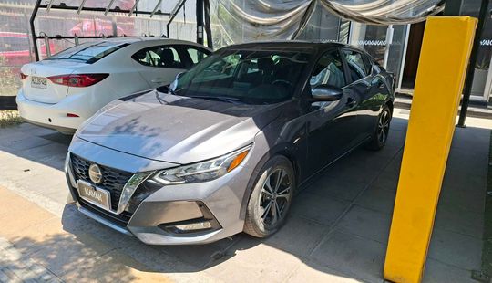 Nissan • Sentra