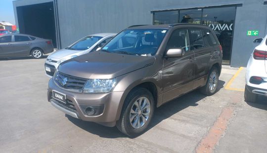 Suzuki • GrandNomade