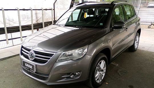 Volkswagen • Tiguan