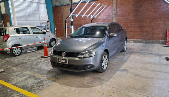 Volkswagen • Vento