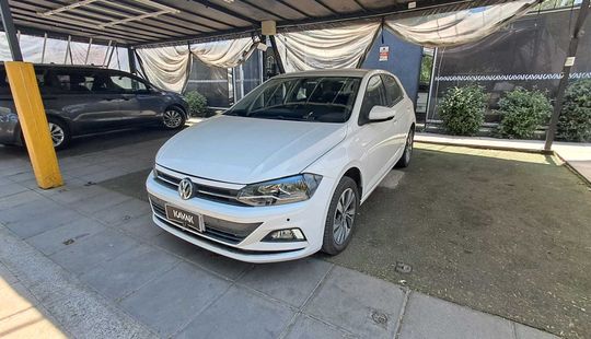 Volkswagen • Polo