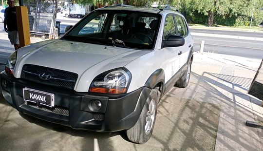 Hyundai • Tucson