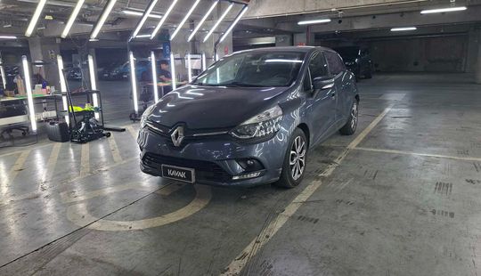 Renault • Clio