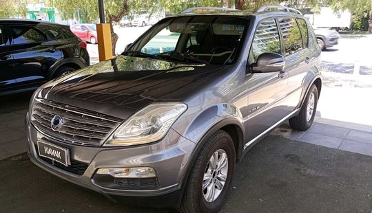 Ssangyong • Rexton