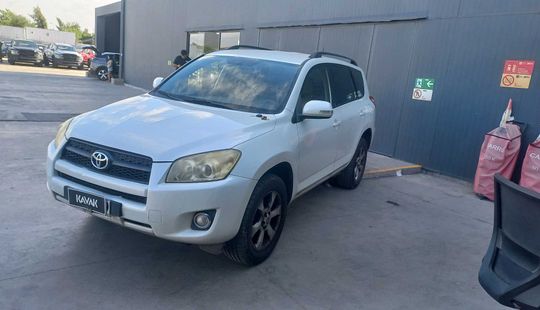 Toyota • RAV4
