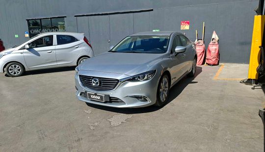 Mazda • Mazda 6