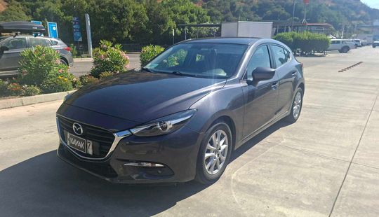 Mazda • Mazda 3