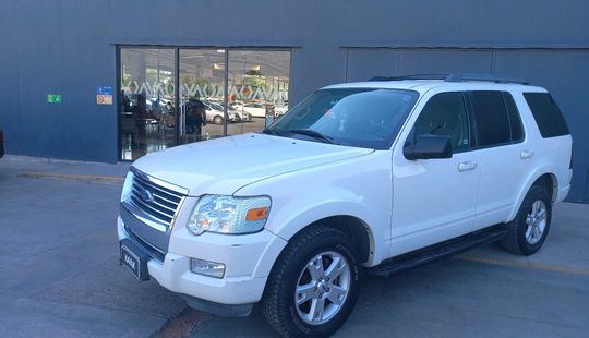 Ford • Explorer
