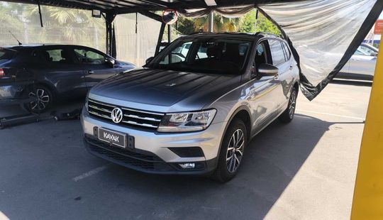 Volkswagen • Tiguan