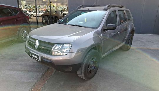 Renault • Duster